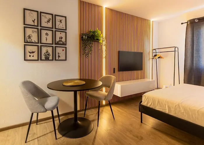 Oakfel By Max, Calm And Design, Old Town Center Appartamento